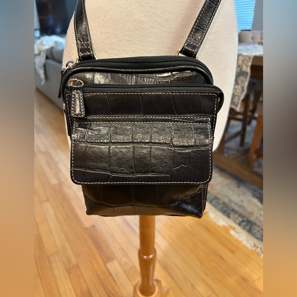 FOSSIL Y2K Black Crocodile-Embossed Coral Preston Crossbody Bag